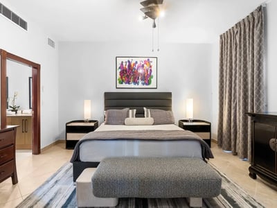 Luxury Villa Photo #23