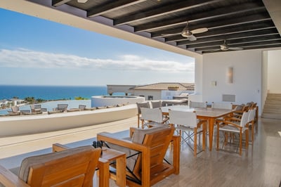 Luxury Villa Photo #15