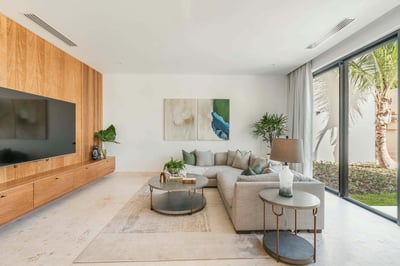 Luxury Villa Photo #42