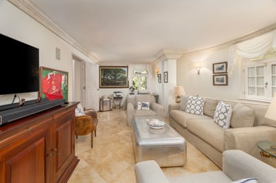 Luxury Villa Photo #14