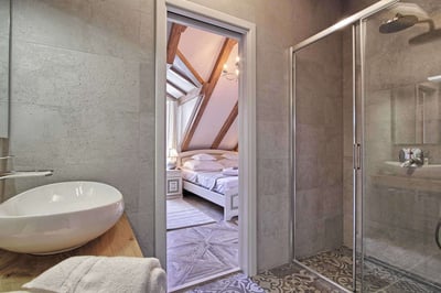 Luxury Villa Photo #29