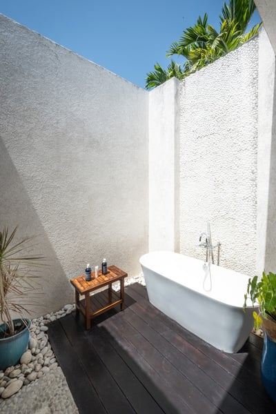 Luxury Villa Photo #15