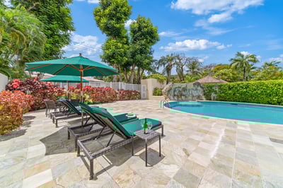 Luxury Villa Photo #4