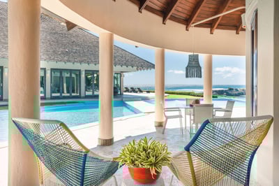 Luxury Villa Photo #23