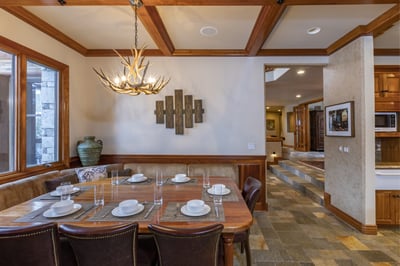 Luxury Villa Photo #17