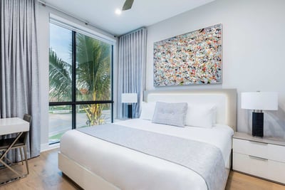 Luxury Villa Photo #15