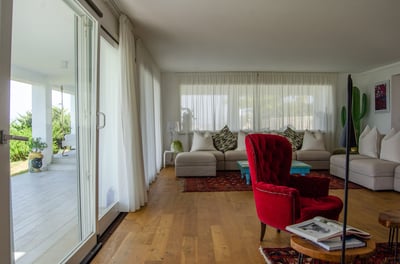 Luxury Villa Photo #15