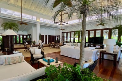 Luxury Villa Photo #20