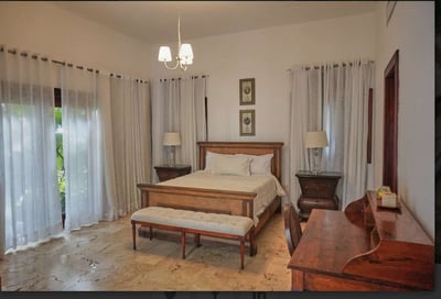 Luxury Villa Photo #24