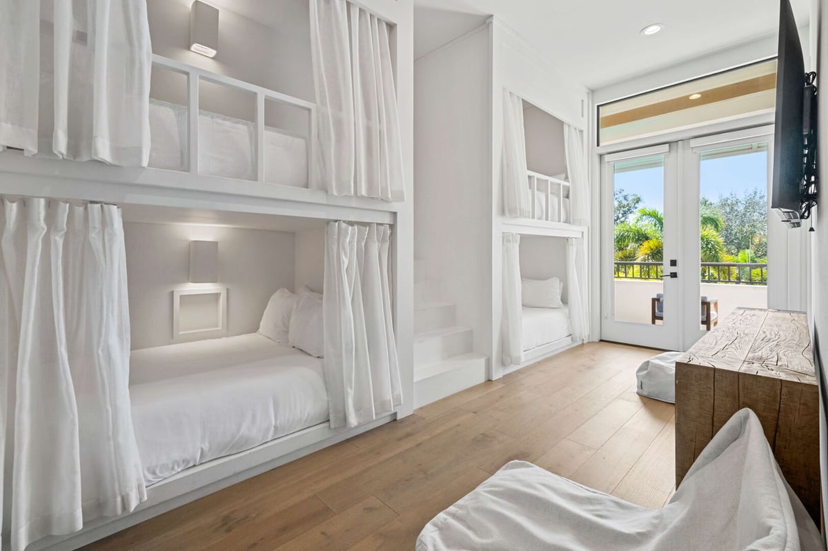 Majestic Mirage Estate