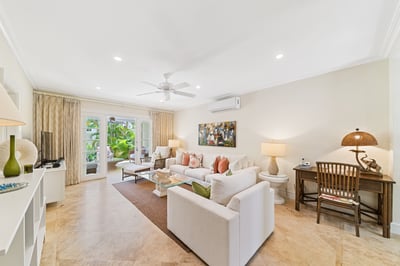 Luxury Villa Photo #13