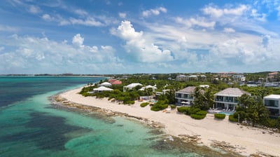 Luxury Villa Photo #22