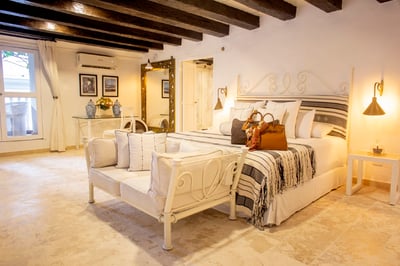 Luxury Villa Photo #39