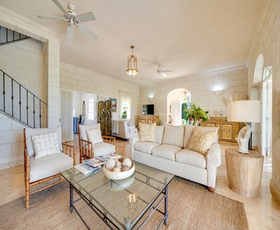 Luxury Villa Photo #16