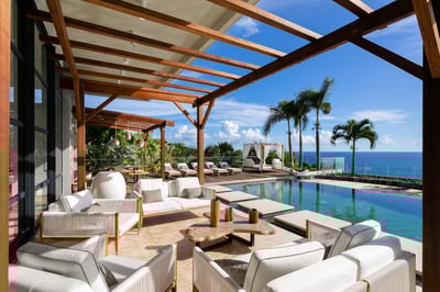 Luxury Villa Photo #13