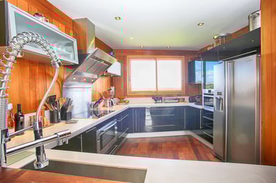 Luxury Villa Photo #14