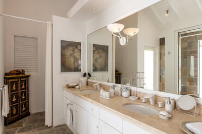 Luxury Villa Photo #47