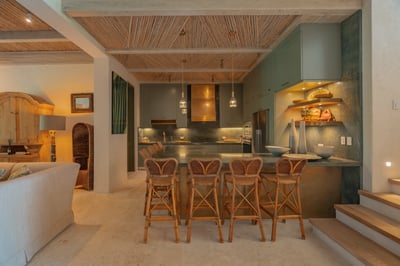 Luxury Villa Photo #49