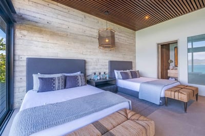 Luxury Villa Photo #42