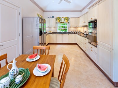 Luxury Villa Photo #12