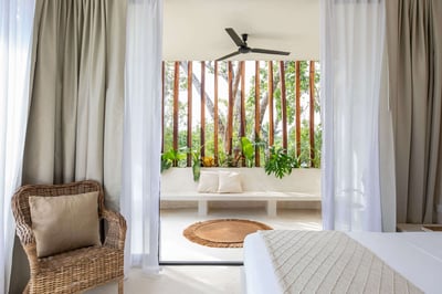 Luxury Villa Photo #23