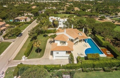 Luxury Villa Photo #2