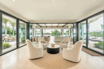 Luxury Villa Photo #25