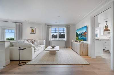 Luxury Villa Photo #17