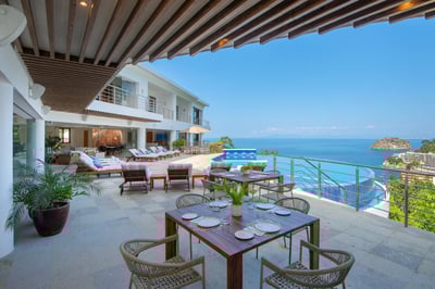 Luxury Villa Photo #19
