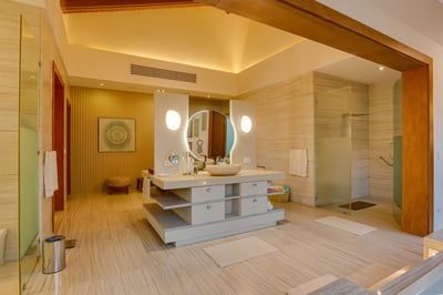 Luxury Villa Photo #70
