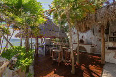 Luxury Villa Photo #16