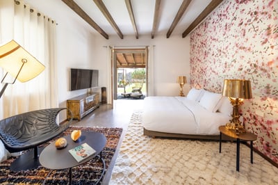 Luxury Villa Photo #21