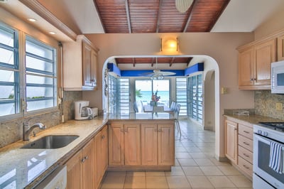 Luxury Villa Photo #9