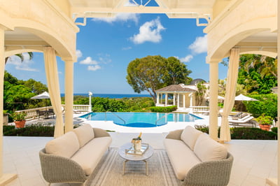 Luxury Villa Photo #11