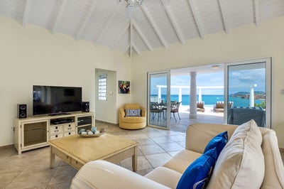 Luxury Villa Photo #14