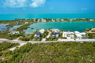 Luxury Villa Photo #39