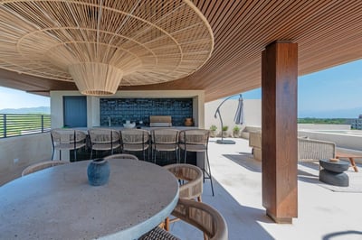 Luxury Villa Photo #10