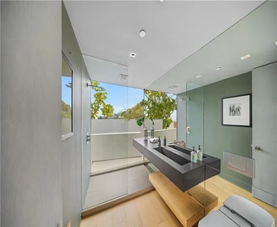 Luxury Villa Photo #39