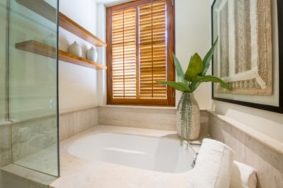 Luxury Villa Photo #50