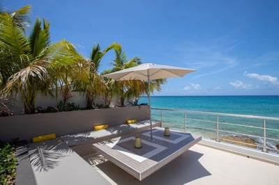 Luxury Villa Photo #11