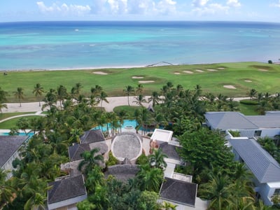 Luxury Villa Photo #6