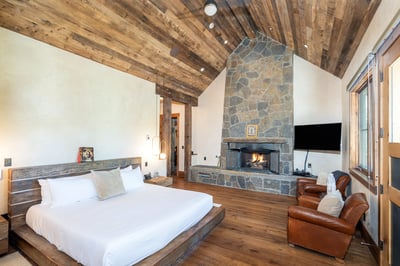 Luxury Villa Photo #17