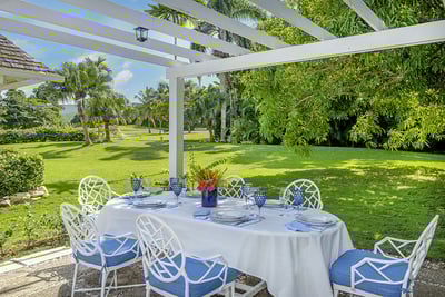 Luxury Villa Photo #6