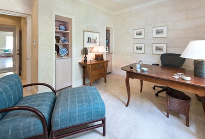 Luxury Villa Photo #9