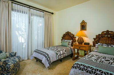 Luxury Villa Photo #19