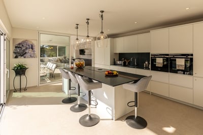 Luxury Villa Photo #11