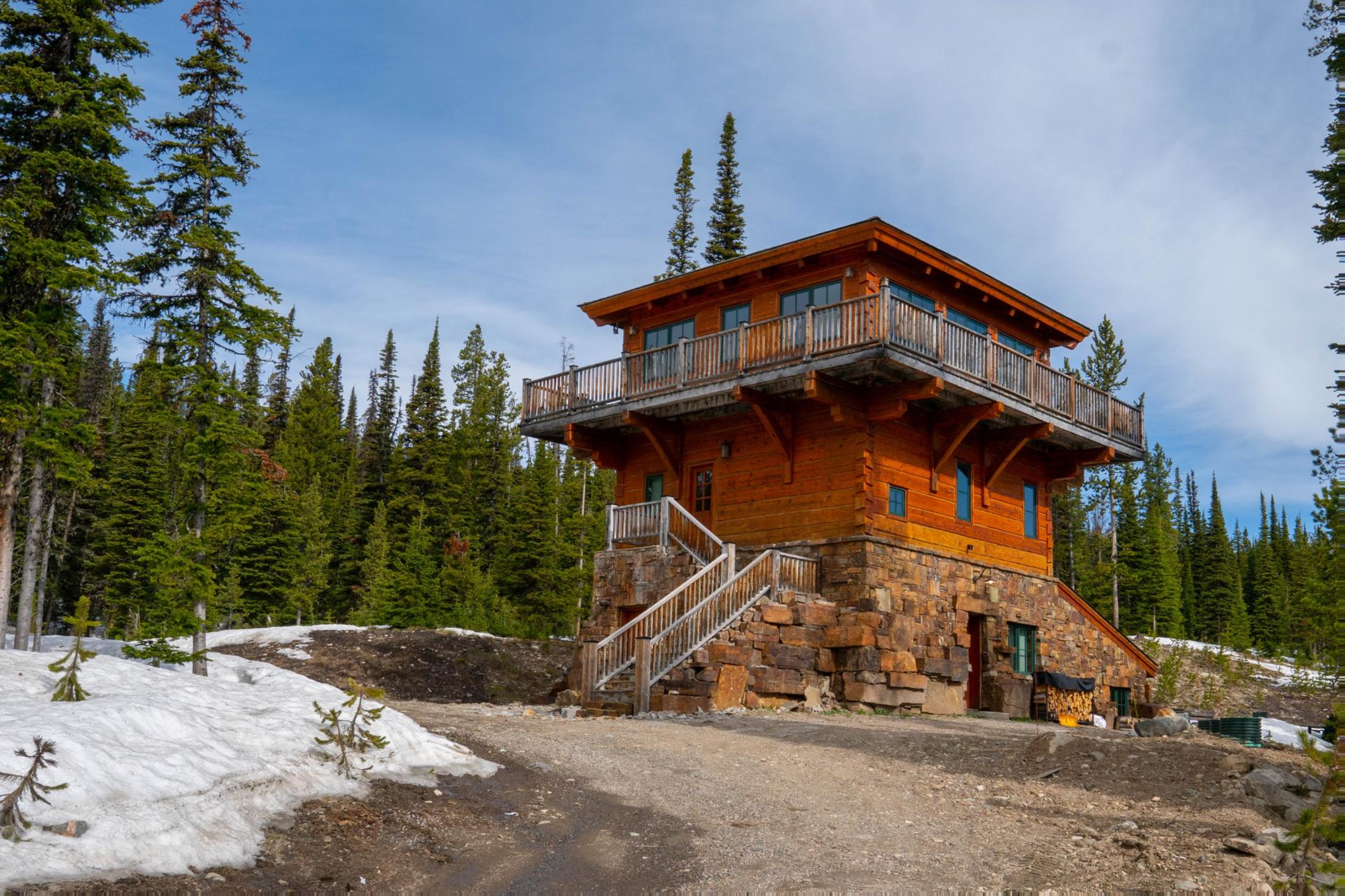 Fire Lookout Towers | Beehive Peak View - 25