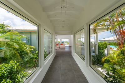 Luxury Villa Photo #17