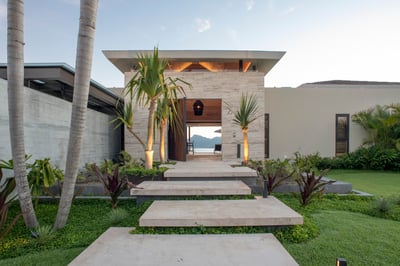Luxury Villa Photo #13