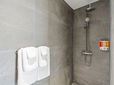 Ocean Breeze Villa A